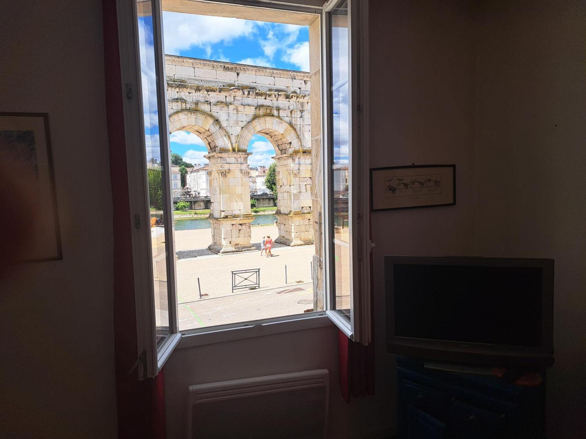 Appartement Vue Panoramique Sur Le Vieux Saintes Eksteriør billede